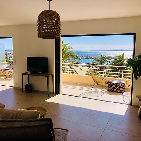 Appartement T3 Lumineux Traversant Totalement Neuf En Face De La Plage Front De Mer Vue Sur Les Iles Vue Mer Panoramique Assuree Residence De La Plage Centre Ville Du Lavandou 3Eme Etage Avec Ascenseur Appartement T3 Ле-Лаванду Екстер'єр фото